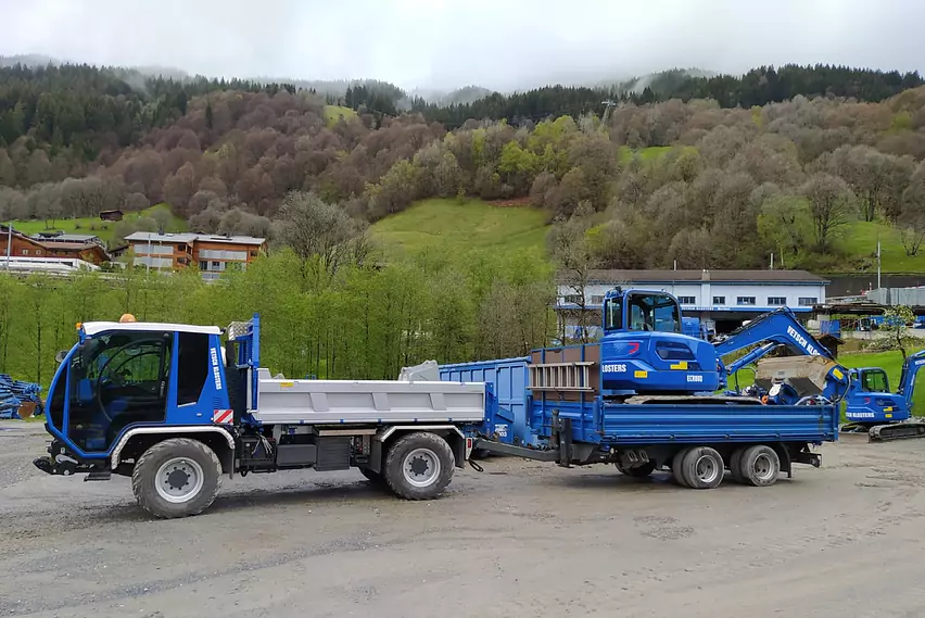 Schiltrac Anhänger 2.jpg