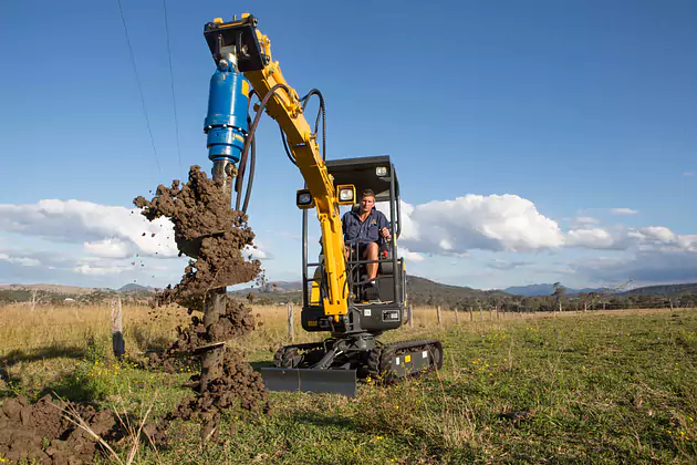 Tarières, trancheuses & taille-haies