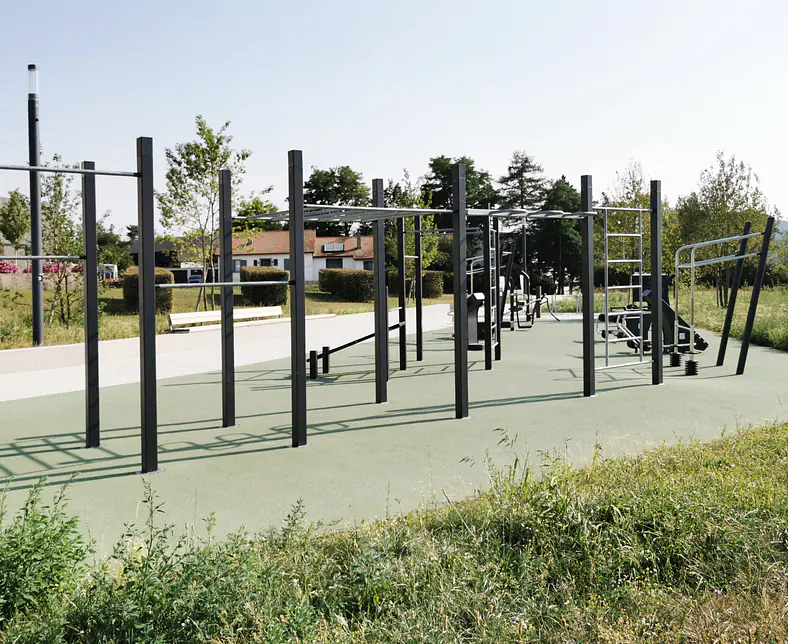 O5386 outdoor training fitness bewegungsgeräte Street workout4.jpg