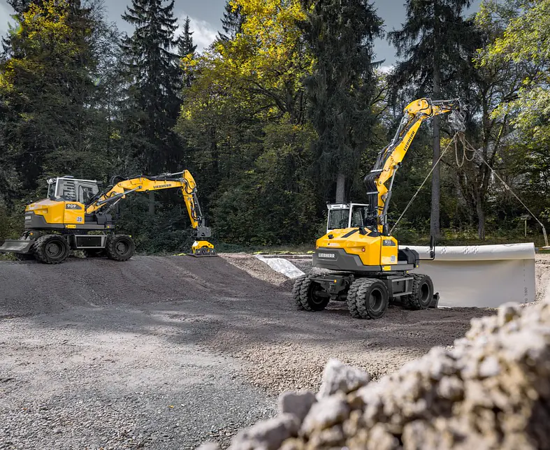 A 909 Compact - A 911 Compact_MBF2749-Web.jpg