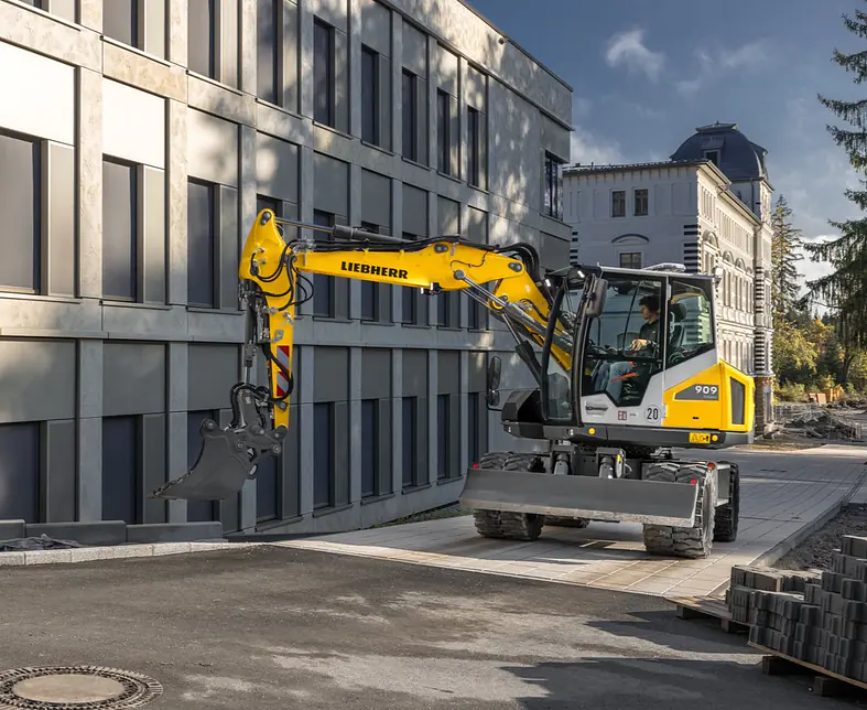 A 909 Compact_MBF3587-Web.jpg