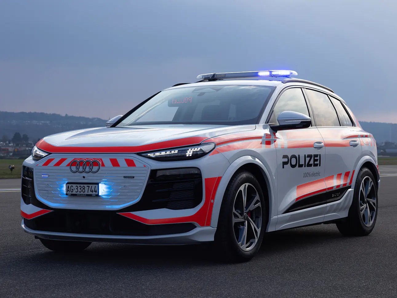 Audi Q6 e-tron quattro (BEV) / Polizei – Einsatzfahrzeuge