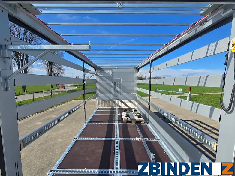 Superstructures sur véhicules lourds