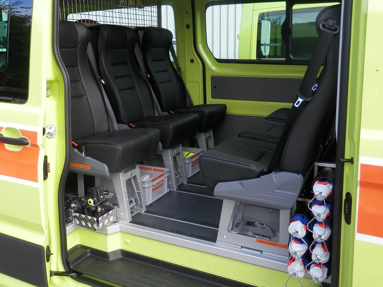 Personentransport- und Verkehrsgruppen- Fahrzeuge