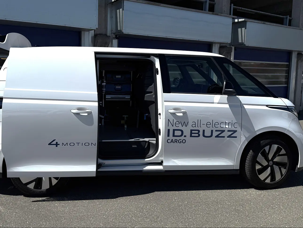 VW NF ID. Buzz Cargo 4Motion