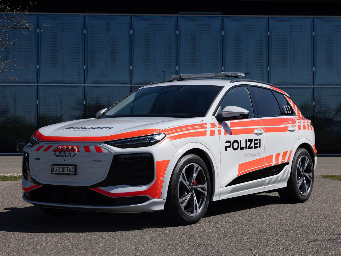 Audi Q6 e-tron quattro (BEV)