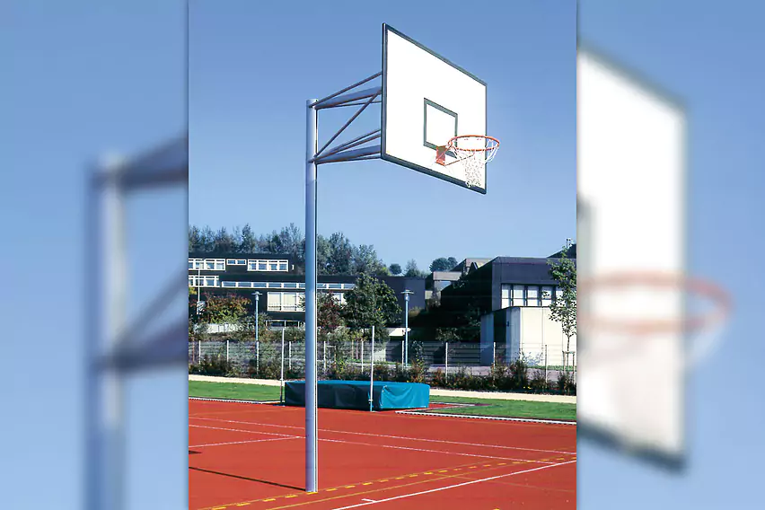 Basketball-Einmast-Anlage.jpg