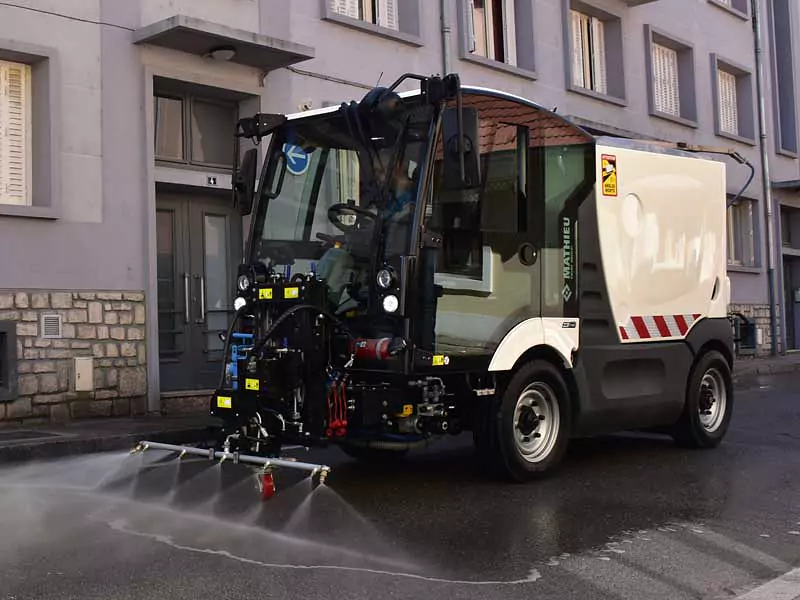 MATHIEU MC 210