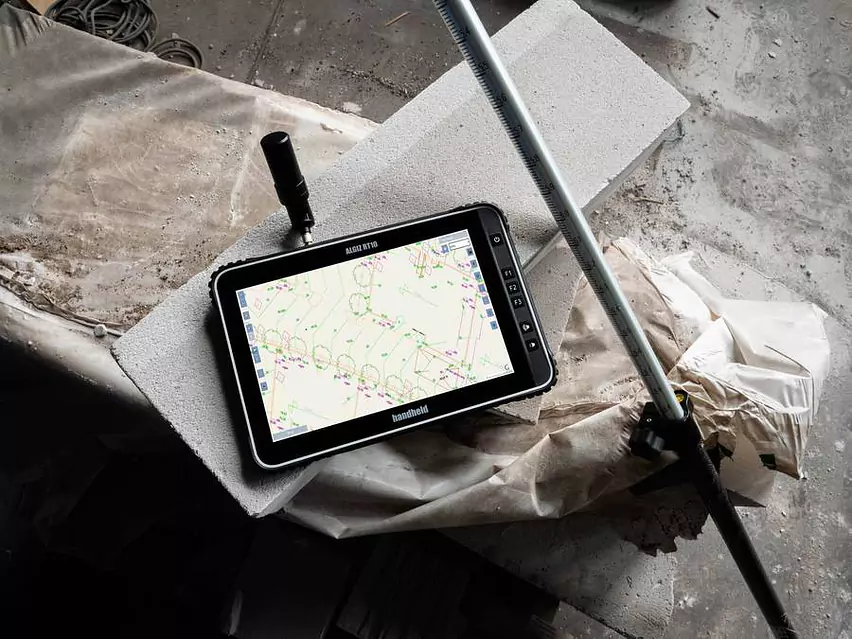 handheld-algiz-rt10-rtk-rugged-android-tablet-dust-2-medium.jpg
